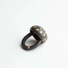 'Bouton d'or' ring