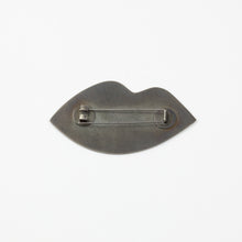 'Journey' brooch (black)