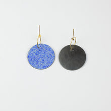 Enamel earrings (blue)