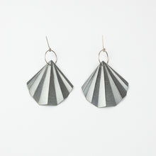 Shell earrings