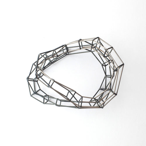 'Structure' bracelet