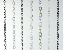 'Chains and Flowers' necklace (Mobius white)